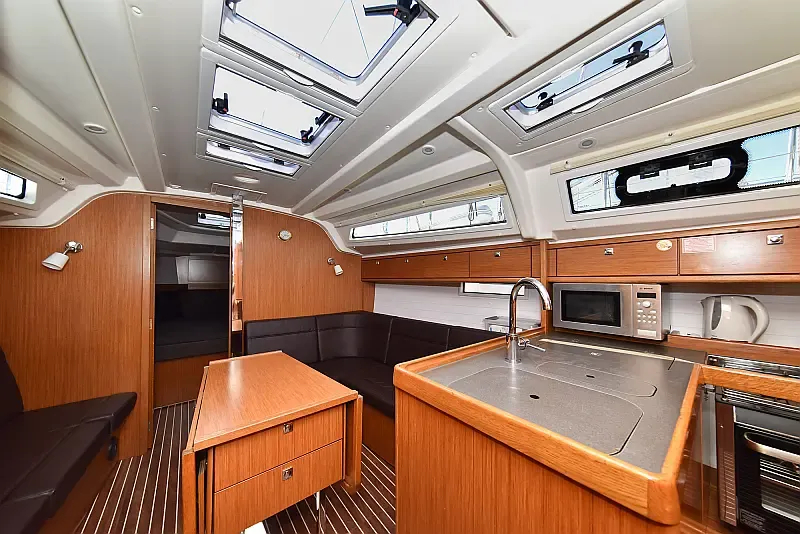 Bavaria 37 (ID=262) - фото 40