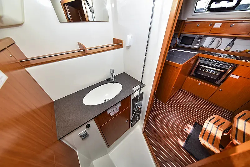 Bavaria 37 (ID=262) - фото 67