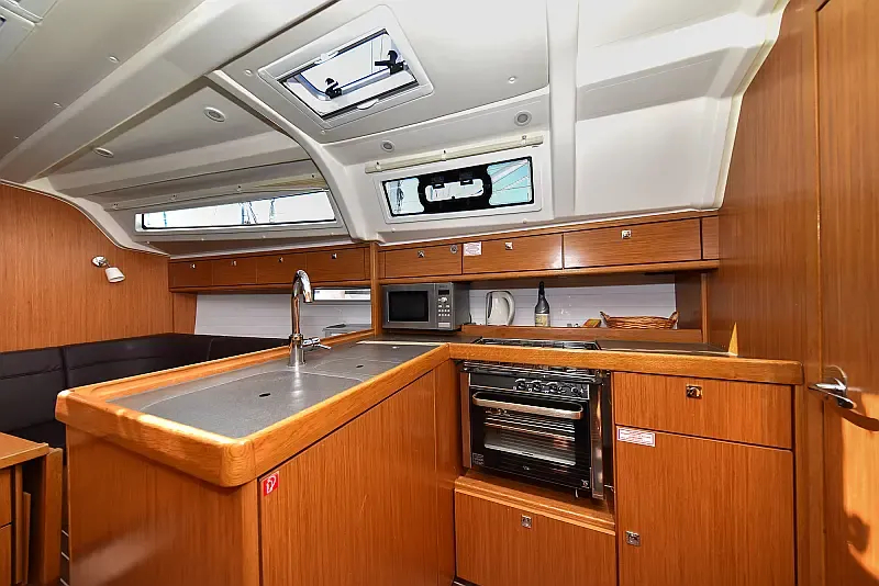 Bavaria 37 (ID=262) - фото 77