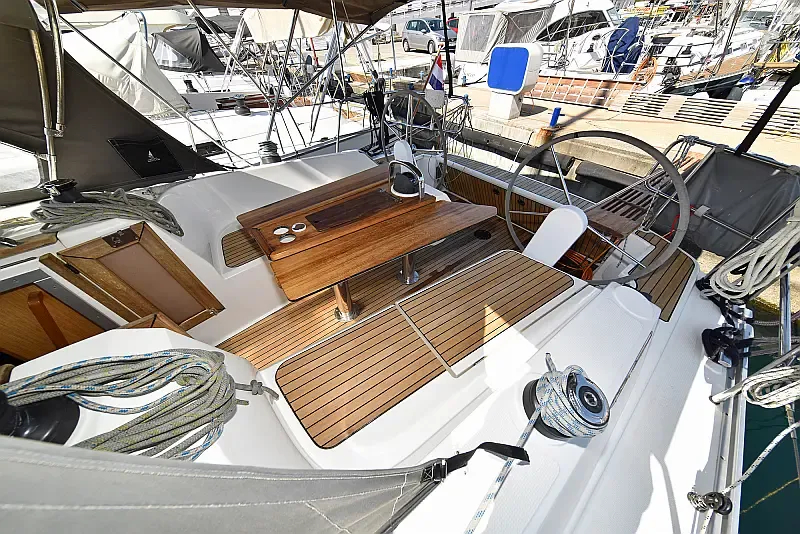 Bavaria 37 (ID=262) - фото 32