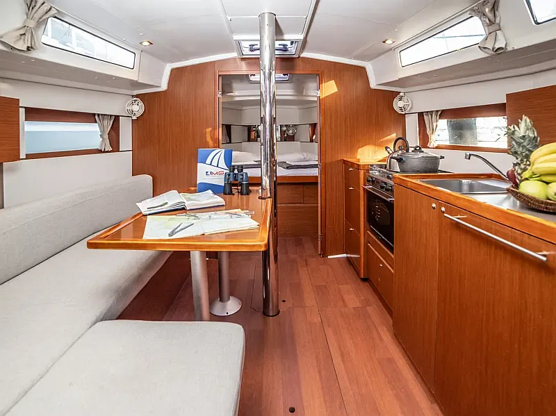 Oceanis 38.1 (ID=2638) - фото 3