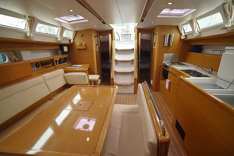 Sun Odyssey 44 i (ID=2908) - фото 4
