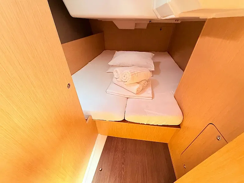 Oceanis 38.1 (ID=2936) - фото 13