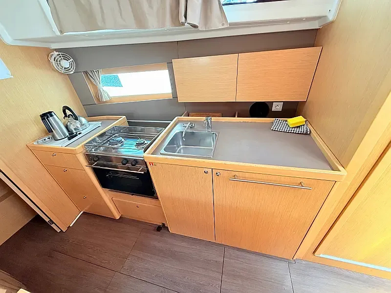 Oceanis 38.1 (ID=2936) - фото 11