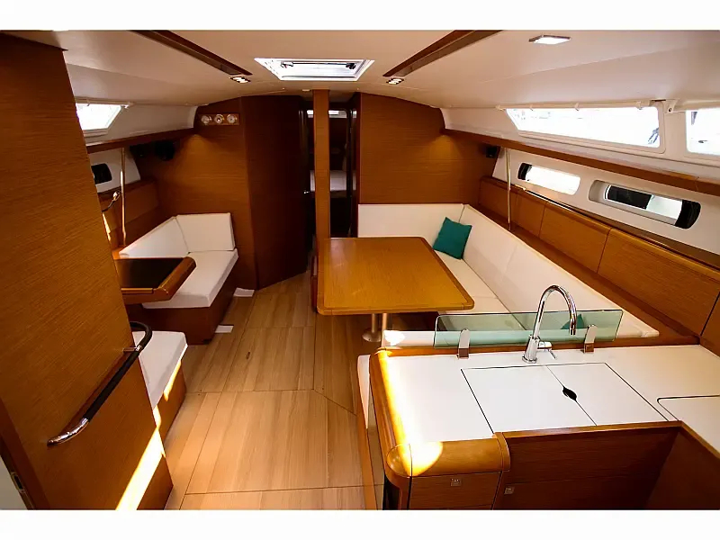 Sun Odyssey 449 (ID=2991) - фото 3