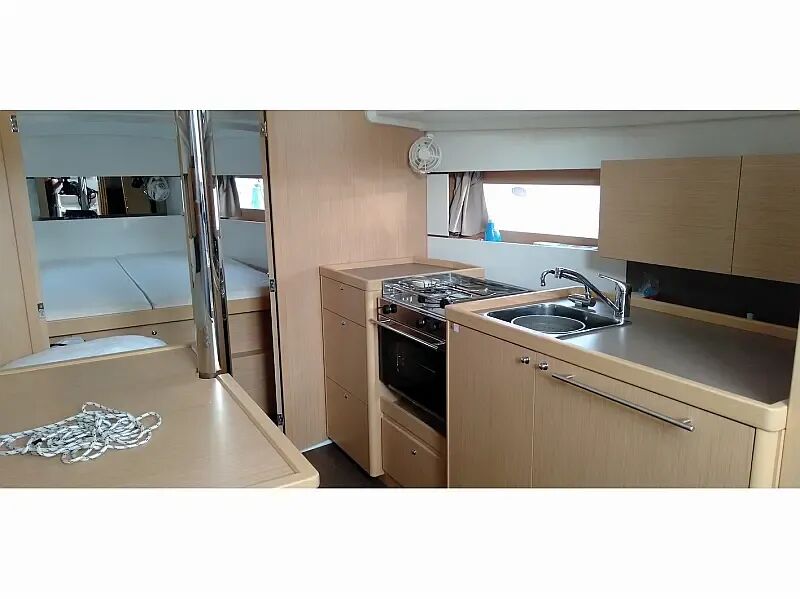 Oceanis 38.1 (ID=3101) - фото 3