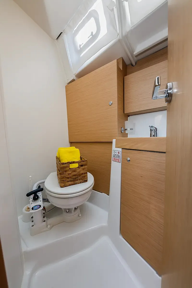 Oceanis 38.1 (ID=3125) - фото 9