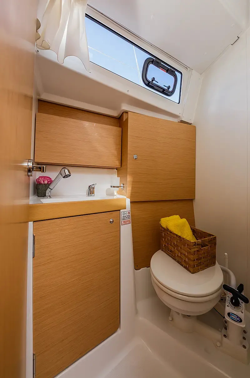 Oceanis 38.1 (ID=3126) - фото 17