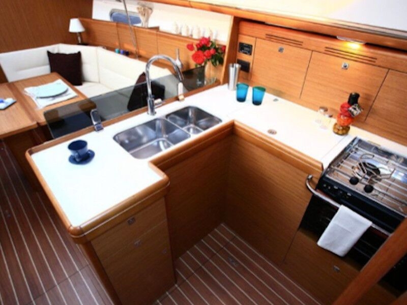 Sun Odyssey 39 DS (ID=316) - фото 21