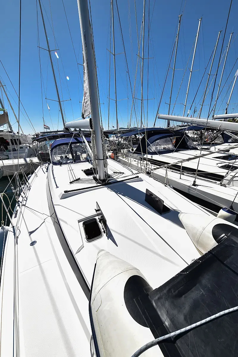 Bavaria C42 (ID=3169) - фото 7