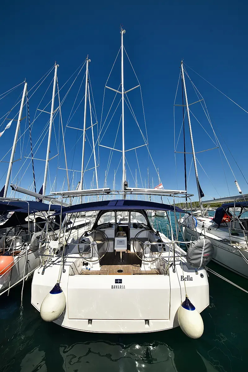 Bavaria C42 (ID=3169) - фото 4