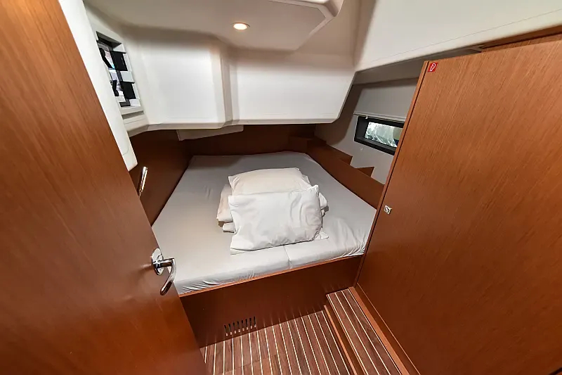 Bavaria C42 (ID=3169) - фото 20