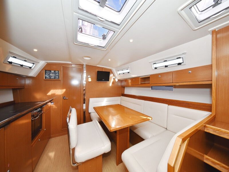 Bavaria Cruiser 40 (ID=322) - фото 49