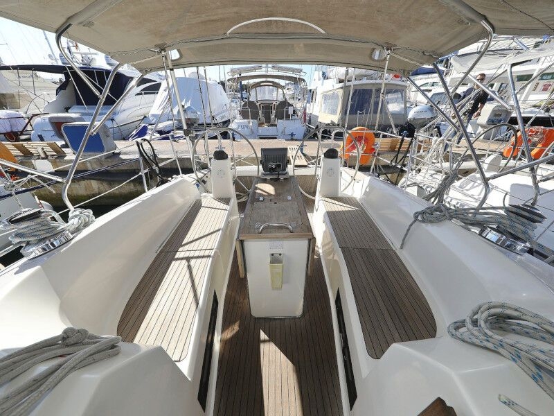 Bavaria Cruiser 40 (ID=322) - фото 9