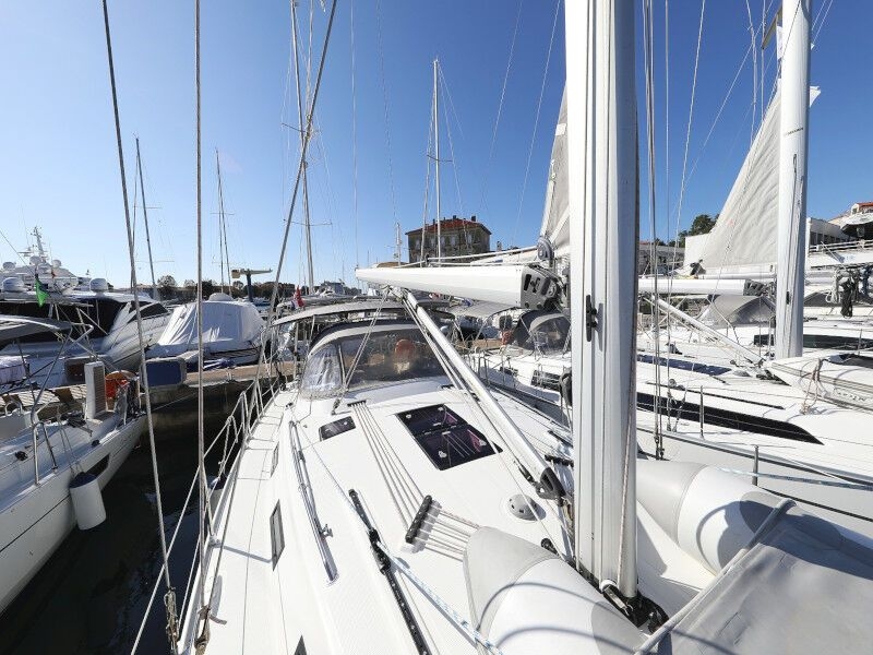 Bavaria Cruiser 40 (ID=322) - фото 18