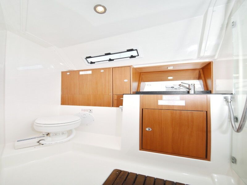 Bavaria Cruiser 40 (ID=322) - фото 31