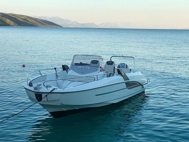 Beneteau Flyer 7.7 SUNdeck (ID=344) - фото 2