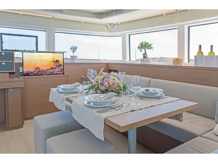 Lagoon 52F (ID=3465) - фото 3