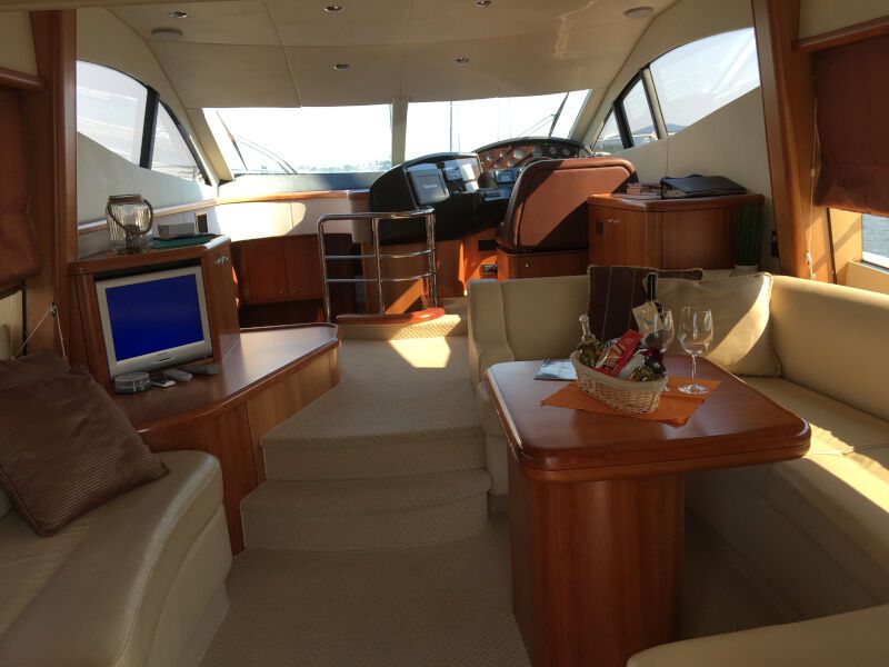 Sunseeker Manhattan 50 (ID=3553) - фото 3