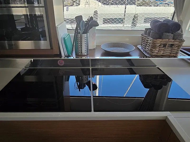 Lagoon 46 (ID=3603) - фото 4