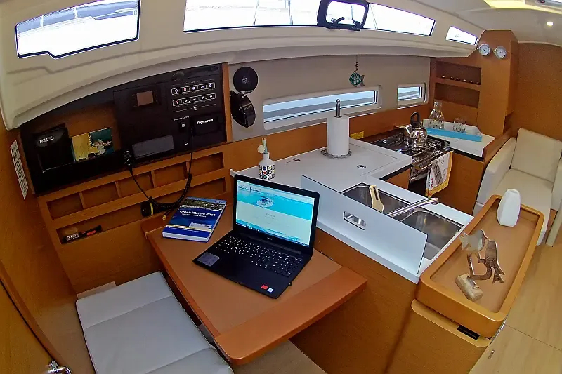 Sun Odyssey 410 (ID=3719) - фото 13