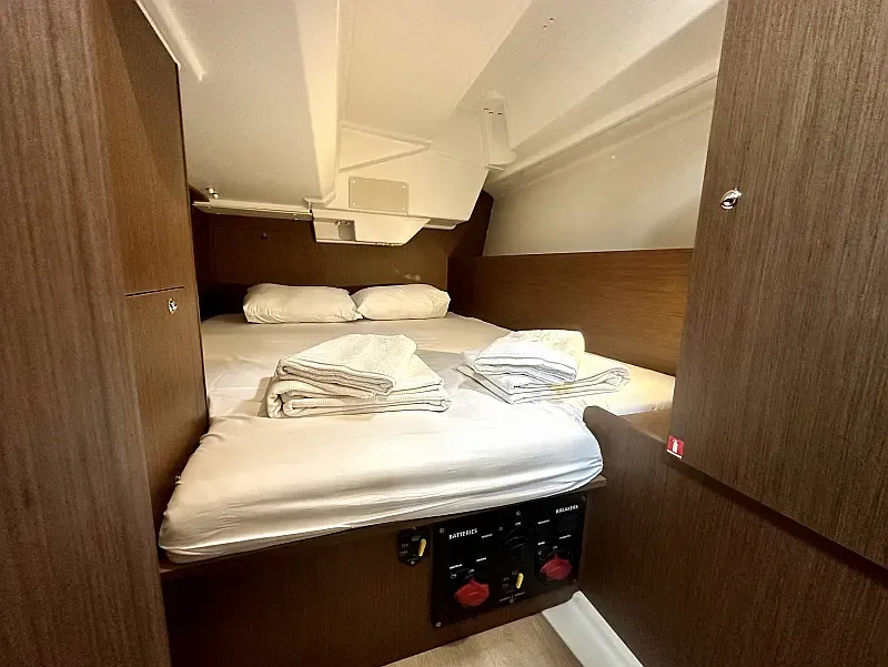 Oceanis 38.1 (ID=3738) - фото 13