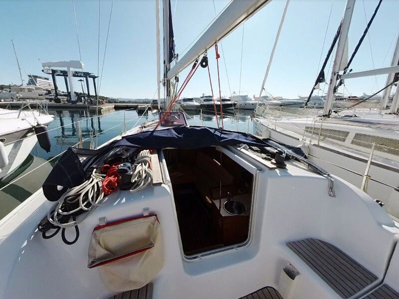 Sun Odyssey 32i (ID=38) - фото 7