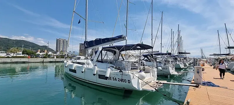 Oceanis 46.1 (ID=3979) - фото 19