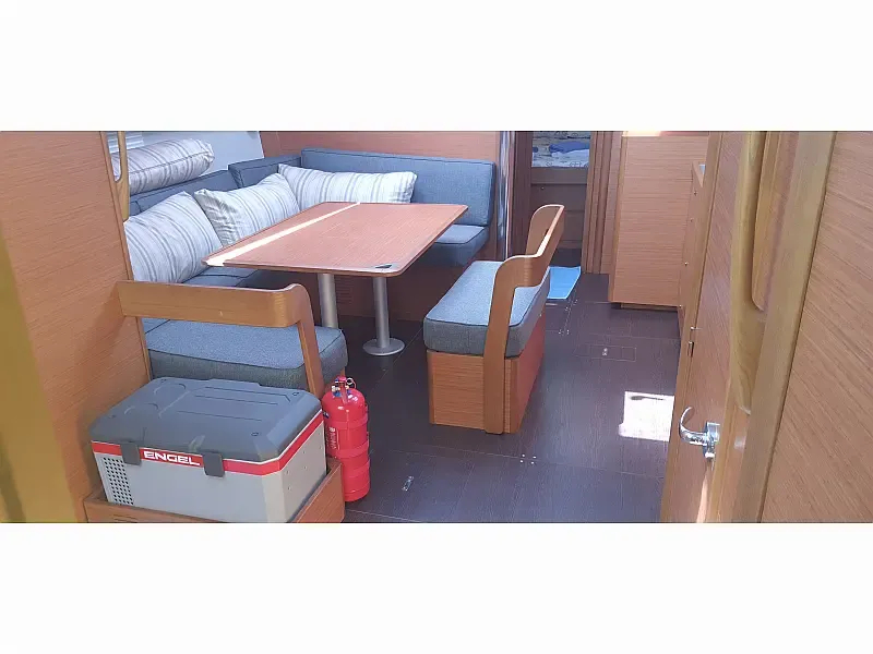 Dufour 430 (ID=4001) - фото 3