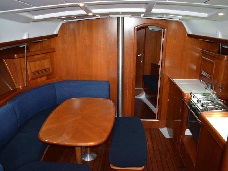 Oceanis 393 (ID=407) - фото 6