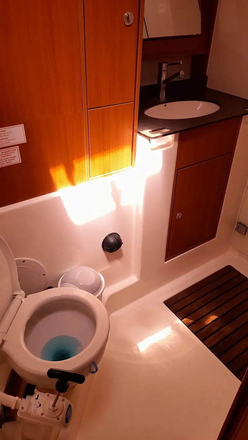 Bavaria 50 Cruiser (ID=4095) - фото 22