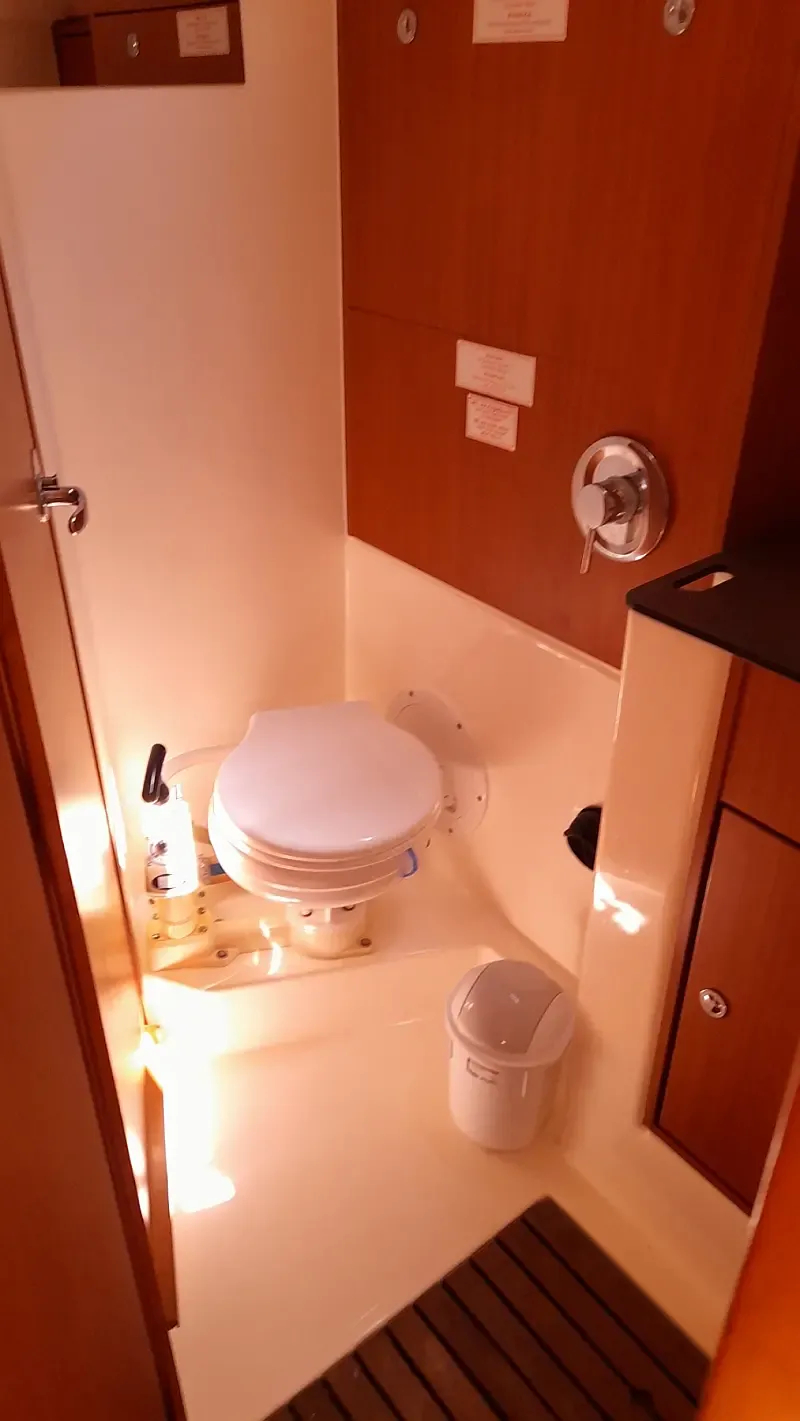 Bavaria 50 Cruiser (ID=4095) - фото 25