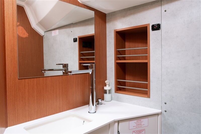 Bavaria C42 (ID=4169) - фото 20