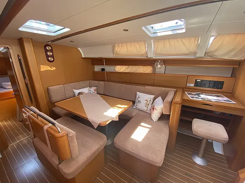 Sun Odyssey 44 i (ID=4208) - фото 7