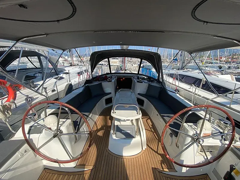 Sun Odyssey 44 i (ID=4208) - фото 4