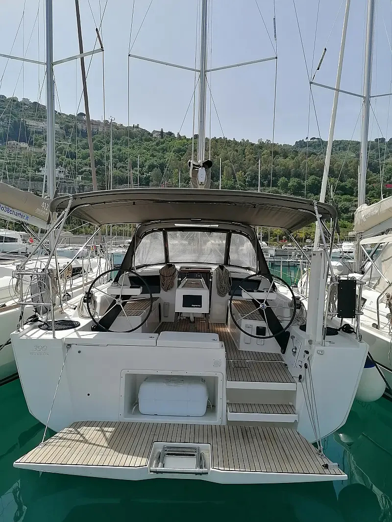 Dufour 390 Grand Large (ID=421) - фото 4