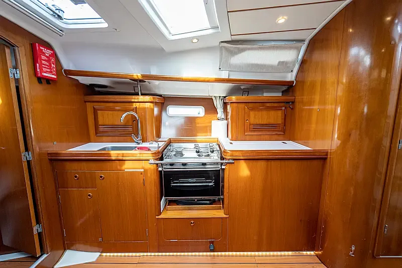 Oceanis 393 (ID=444) - фото 14