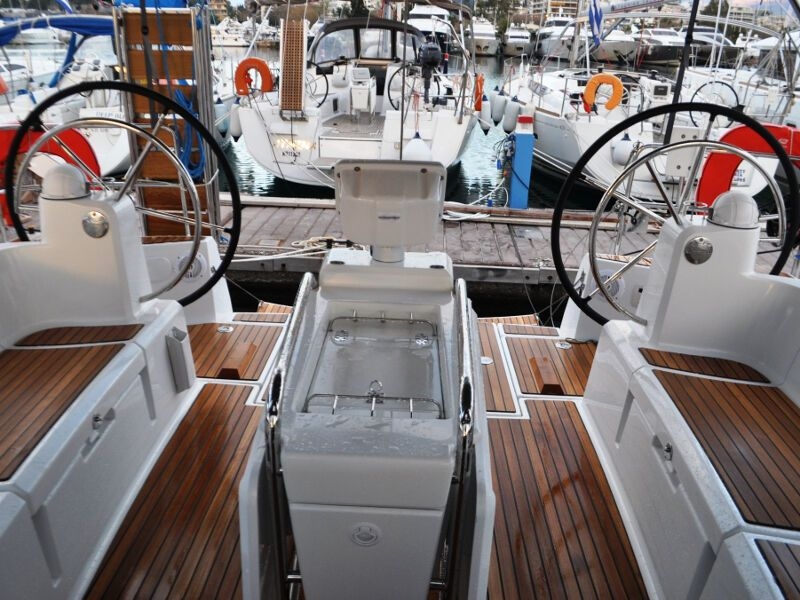 Sun Odyssey 519 (ID=4486) - фото 6