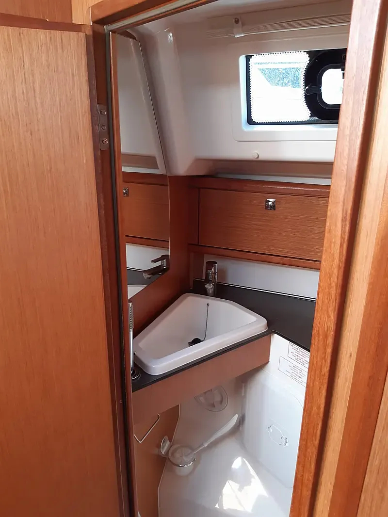 Bavaria Cruiser 34 (ID=4778) - фото 8