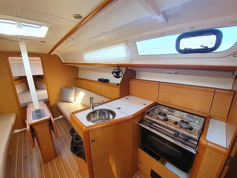 Sun Odyssey 33i (ID=4792) - фото 22