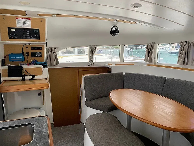 Lagoon 380 (ID=4878) - фото 15