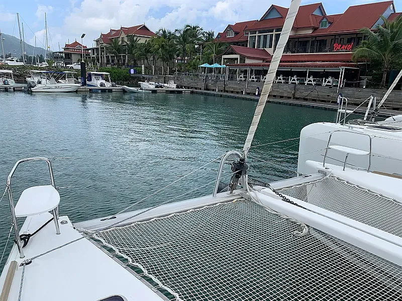 Lagoon 380 (ID=4878) - фото 7