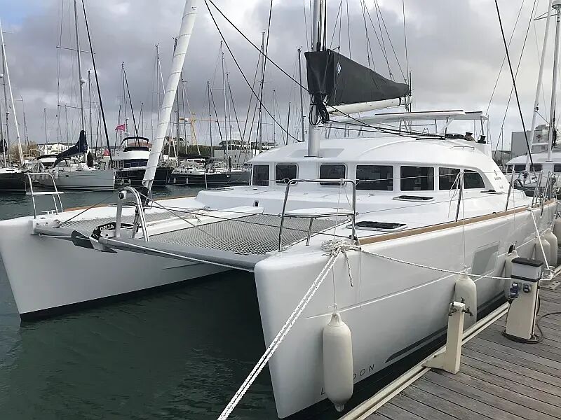 Lagoon 380 (ID=4955)