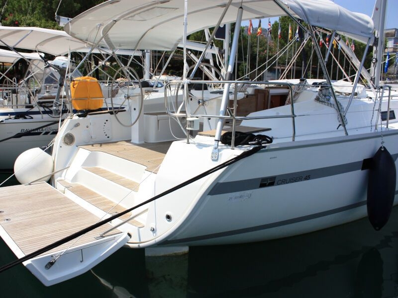 Bavaria Cruiser 45 (ID=5030) - фото 2