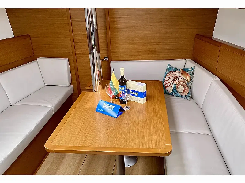 Sun Odyssey 389 (ID=5079) - фото 3