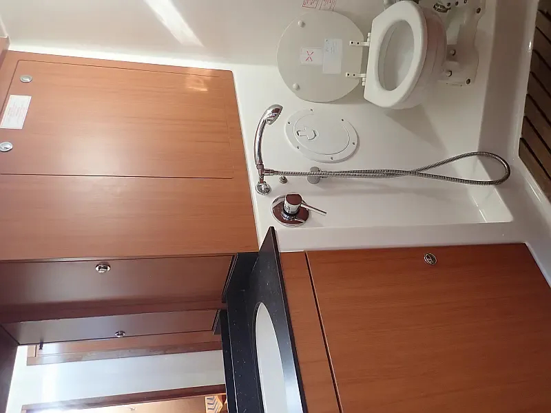 Bavaria 55 Cruiser (ID=521) - фото 7