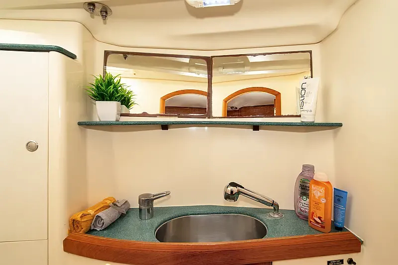 Sun Odyssey 43 (ID=5271) - фото 21