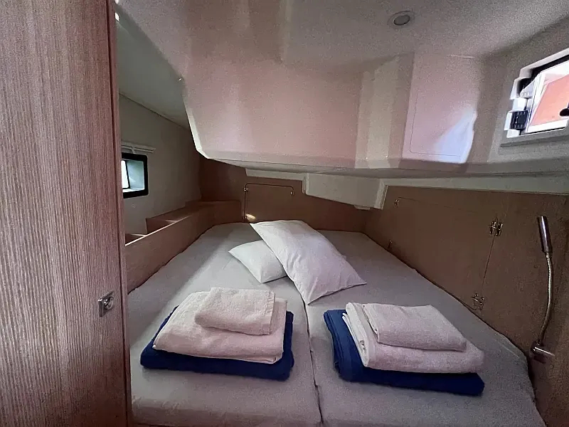 Bavaria C42 (ID=5391) - фото 5