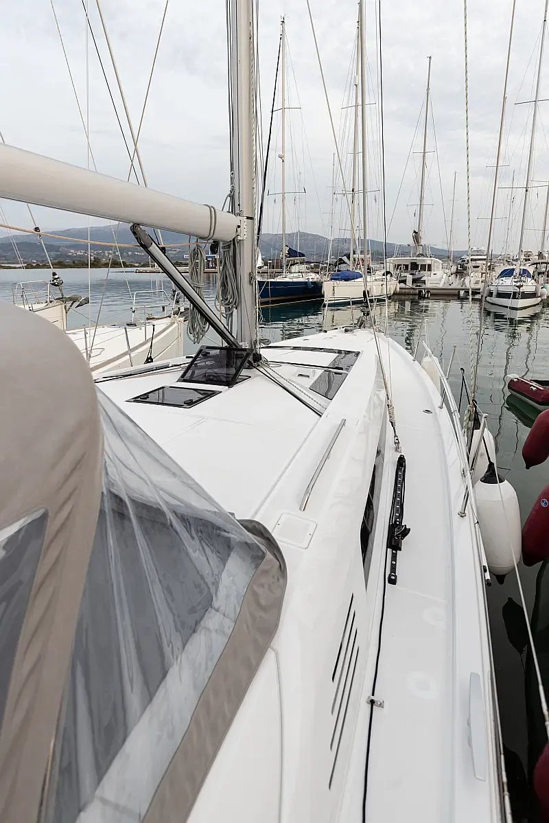 Oceanis 46.1 (ID=5393) - фото 36