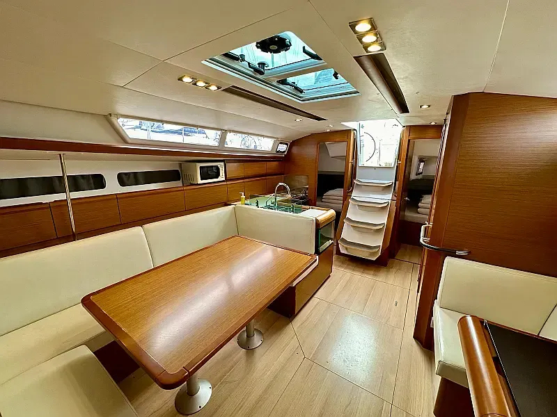 Sun Odyssey 449 (ID=549) - фото 3